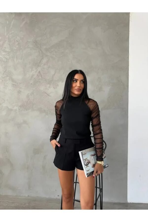 Haut en tulle noir Haut en Tulle noir